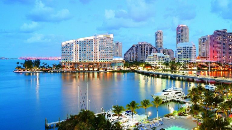 10 reasons to visit Miami
