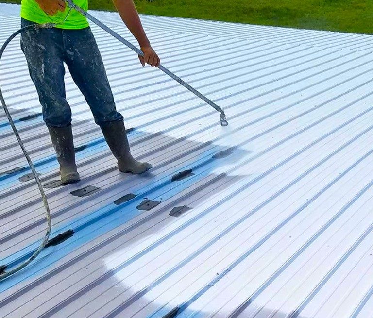 Top 5 Benefits of Applying Roof Coatings to Extend Your Roof’s Lifespan