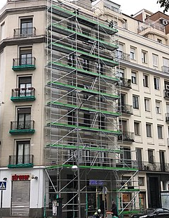 Four useful scaffolding safety tips